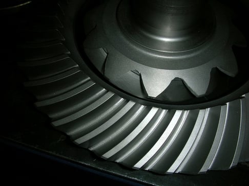 gears-3-1197160-640x480.jpg