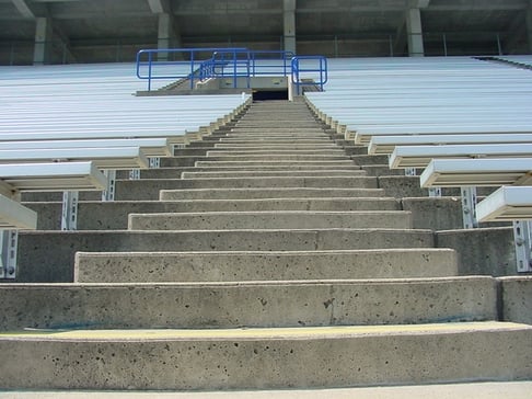 stadium-stairs-1525161-640x480.jpg